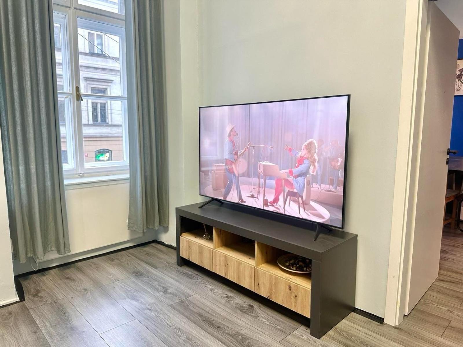 Stunning & Spacious 2bdr In Center Prague1 Apartmán